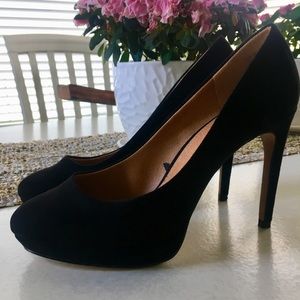 H&M Black Faux Suede Heels